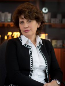 Susana Laszlo, director general Cosmetic Plant